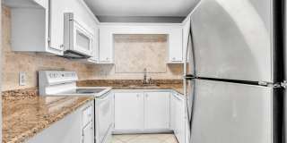 5961 N Falls Circle Dr. 309 Gallery 3