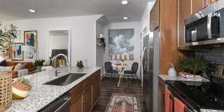 Austin Avenue Gallery 22
