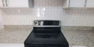Large 3bdrm/2bath Home with garage & carport ** Lots of room** $2200.00** Gallery 26
