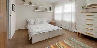 Eden Prairie Gallery 16