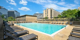 Waterside Towers Apartments Gallery 2