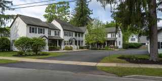 11 Cottage Street Gallery 1