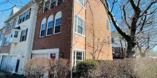 25 W HERBERT Street Gallery 1