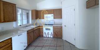Corner Lot Living with a Covered Patio and Spacious Split Floor Plan Gallery 6