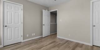 106 Alexander Boulevard - 1 Gallery 23