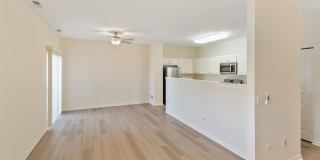 2 Bedroom 2 Bath Townhouse in Grayslake Gallery 4