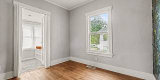 Spacious 4 Bedroom Omaha Home Ready for Rent! Gallery 5