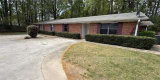 1035 Eastview Road - A Gallery 1