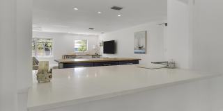 1518 Summer Avenue Gallery 24