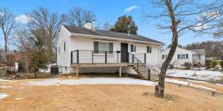 6451 MAPLEWOOD Drive Gallery 1