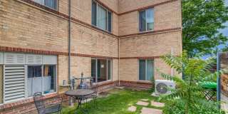1422 Leyden Gallery 17