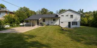 Single Family Home Centrally Located Gallery 40