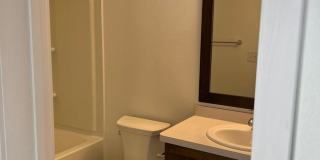 4 Bed 3 Bath Single Family Home Gallery 1