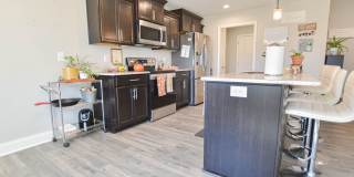 Pet Friendly Three Bedroom! Gallery 8