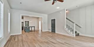 930 S College Avenue Gallery 6