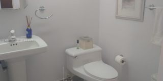 9341 SE Collins Ave Gallery 3