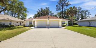 2 Bed 2 Bath Duplex with Garage! Gallery 1