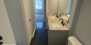 Sensational Three Bedroom Home Located in the Earlewood Community! Gallery 30