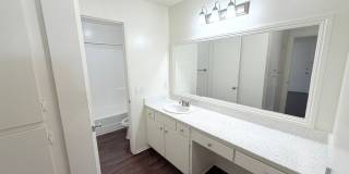 171 Mariposa Apartments Gallery 21