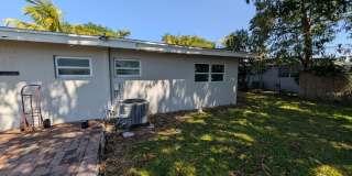 Spacious 3BR Rental with Outdoor Living Space Gallery 42