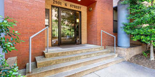 Beautiful One Bedroom in the Heart of Foggy Bottom| Water and Gas Included! Gallery 43