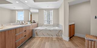 21050 Point Pl Gallery 21