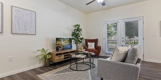 Pennwood Apartments Gallery 5