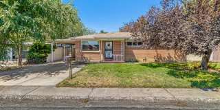 Charming 3-Bedroom Home Near CMU with Bonus Room Gallery 1