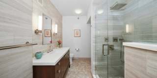 55 W Delaware Place Gallery 6