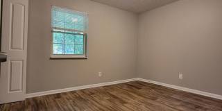 Revive 1749 - All Utilities Incl Gallery 16