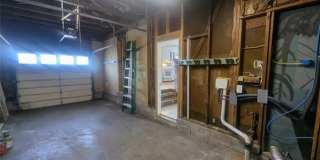 1506 E 53rd Street Gallery 24