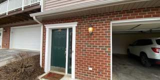 Available Large Townhome in Christiansburg! Gallery 3