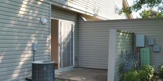 2 Bedroom 1.5 Bathroom End Unit Townhome in Hudson Gallery 22