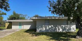 1609 Clover Dr. Gallery 1