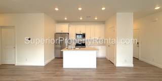 Desert Color Condo 3 bd, 2 bt, 1 Car Garage Gallery 8