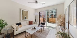 AMLI Broadway Park Gallery 4