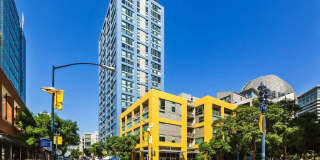 321 10Th Ave Gallery 24