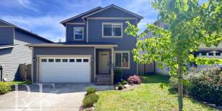 Hilltop Port Orchard Home with Open Living & Fenced Backyard Gallery 1