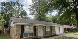 2221 Dorchester Dr Gallery 2
