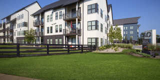 Upton Oxmoor Apartments Gallery 95