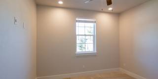 Newer Home for Rent in North Redding CA | $500 Off, Solar, Garage, Near I-5 Gallery 16