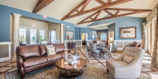 Odyssey Lake Apartments Gallery 15