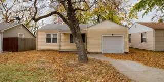 Cozy 2 Bedroom 1 Bathroom Home Gallery 1