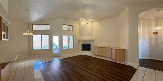 SPACIOUS HOME FOR RENT! Gallery 1