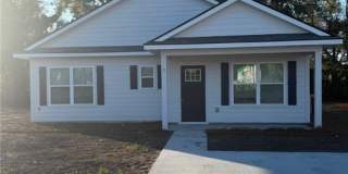 7 Helmken Street Gallery 1