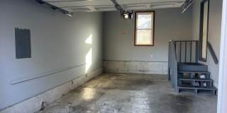 AVAILABLE NOW! Walking Distance to Silver Springs Park Gallery 15