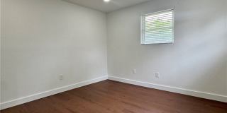 16 Ventura Boulevard Gallery 21