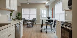 3909 Winthrop Avenue - B Gallery 7