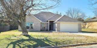 440 Pecan Dr Gallery 1