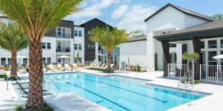 Maggie Flats Gallery 37